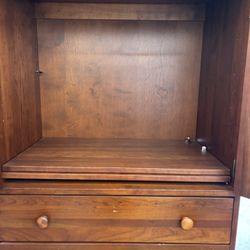 Elegant Ethan Allen Made in America Bedroom Wardrobe Chest Armoire with Shelving
