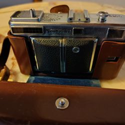 Voigtlander Vitessa German Camera With Agfalux