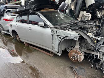 2012 G37sedan  carro para partes only
