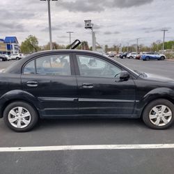 Low Mileage Kia Rio