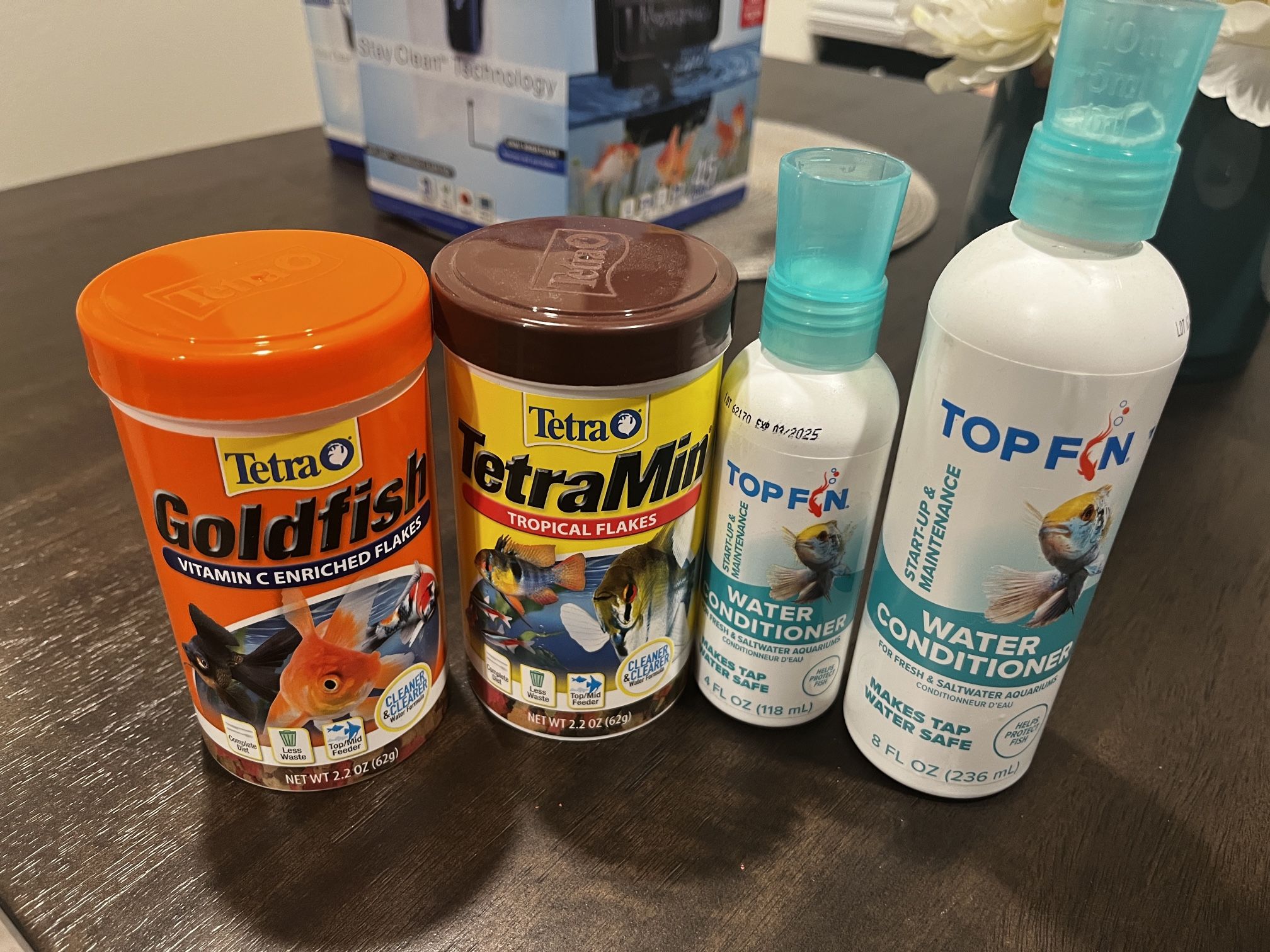 Tetra Fish Food & Top Fin Maintenance 