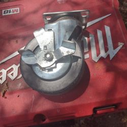 Heavy Duty Wheels With Two Wood Locks