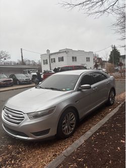2013 Ford Taurus