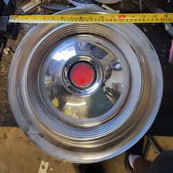 Antique Hubcaps 