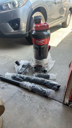 Milwaukee backpack Vacuum