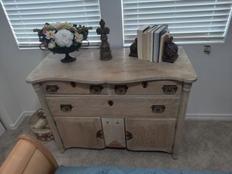 Vintage Buffet/Sideboard