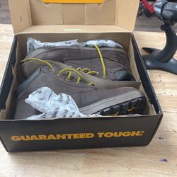 DEWALT Men's Helix WP Waterproof 6 in. Work Boots - Steel Toe - Brown Size 10(W)