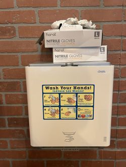 3 Paper towel Dispensers