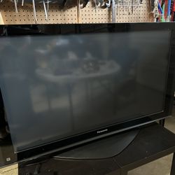 Large TV 