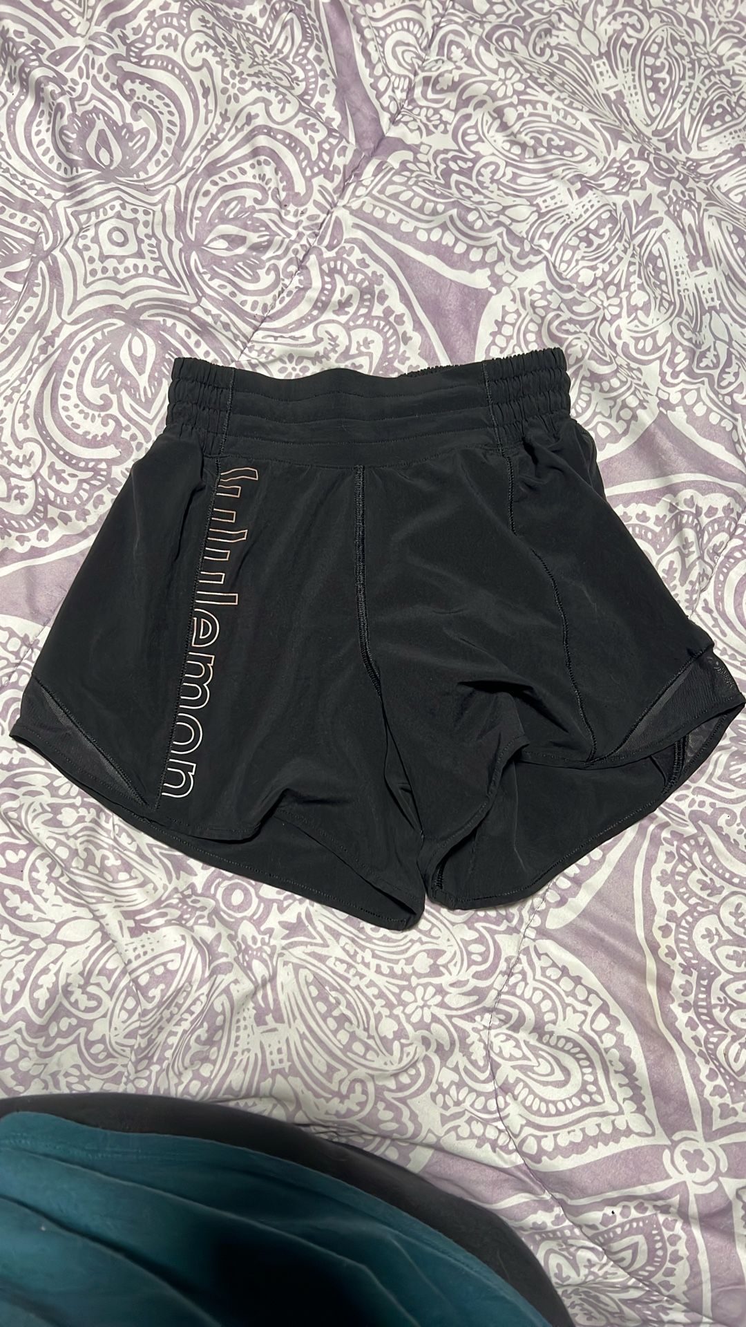 Lululemon Shorts Size 2
