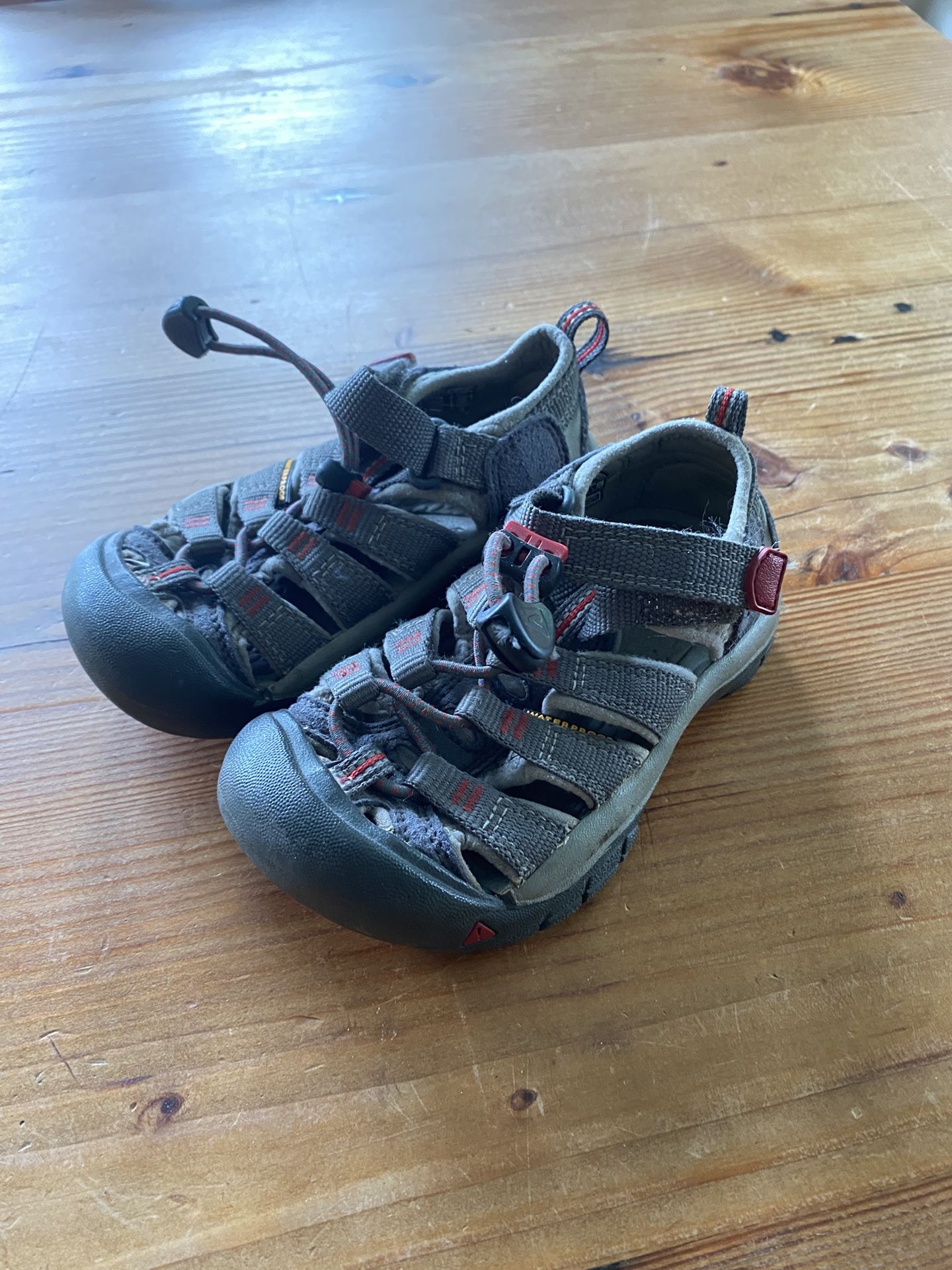 Keen Newport H2 Little Kids Sandals US Size 9 (Toddler)