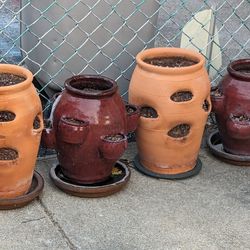 4 terracotta pots MUST PICKUP 