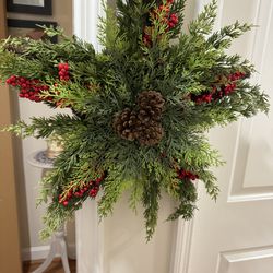 Unlit Star Shaped Christmas Wreaths Décor