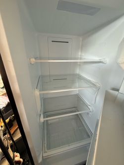 Insignia  freezer ** not freezing**