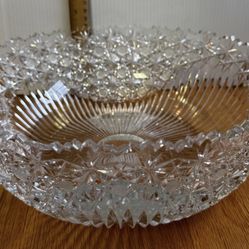 Large Vintage Cut Glass Bowl Starburst Pattern Heavy Crystal Look 12”
