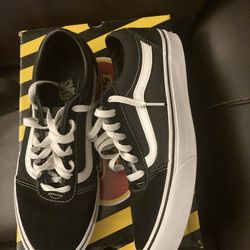 Black Vans 