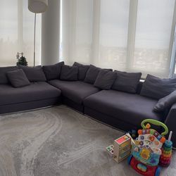 MODANI SECTIONAL