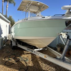 2016 Robalo R222 (Low Hours)