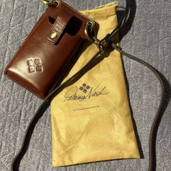 Patricia Nash Phone Wallet
