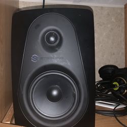 Speaker Monitors 