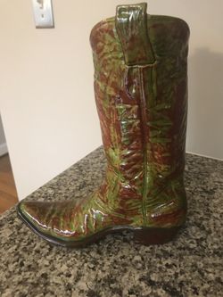 Cowboy 🤠 Boot Vase