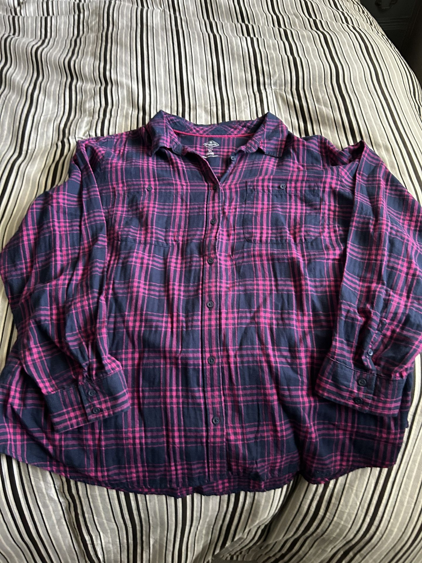 St. John’s Bay plaid shirt size XXL