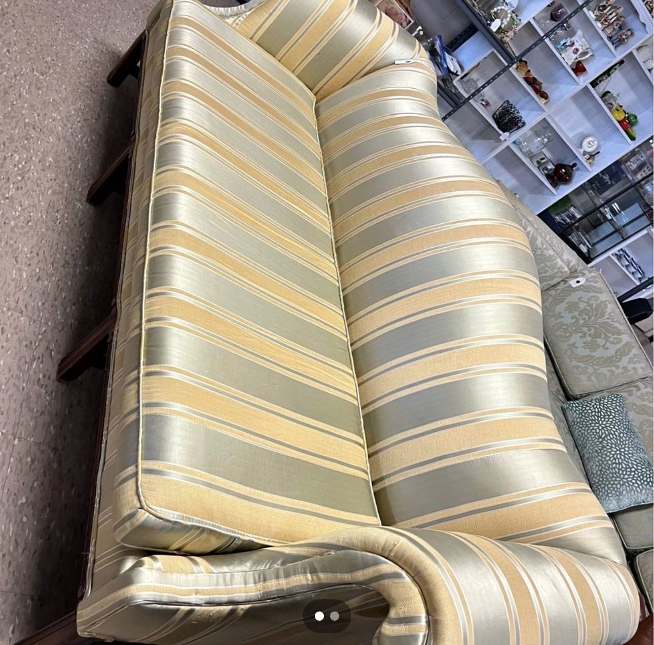 Beautiful Comfy Couch 