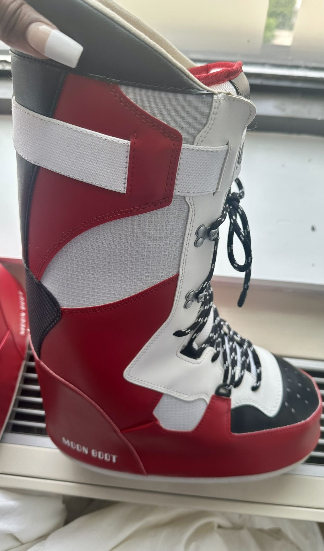 Moon Boots