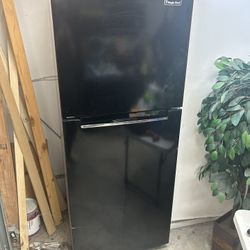 Magic Chef Fridge