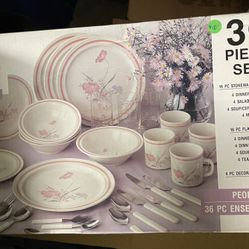 Stoneware Dinner Set