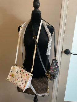 Bundle set total for 3 bags/purses