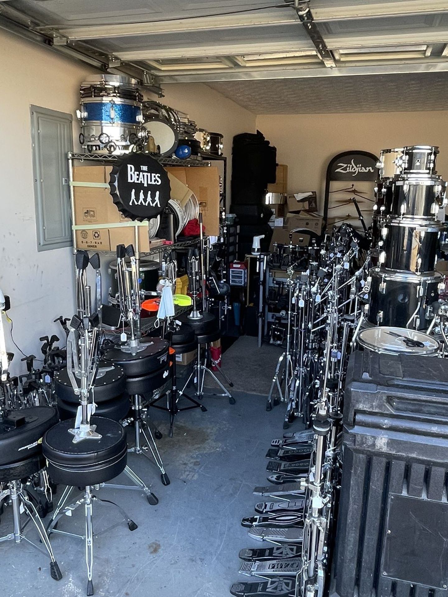 Drums Snare Cymbals Hardwares Stands