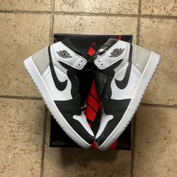 Nike Air Jordan 1 High Bleached Coral Men’s Size 13
