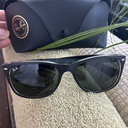 Ray-Ban RB2132 WAYFARER