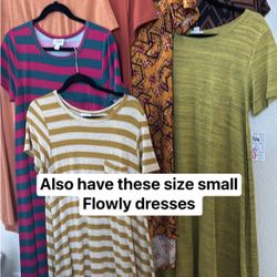 Size Small Lularoe Dresses 