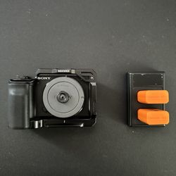 Sony ZV-E10 APS-C Interchangeable Lens Vlog Camera BODY ONLY