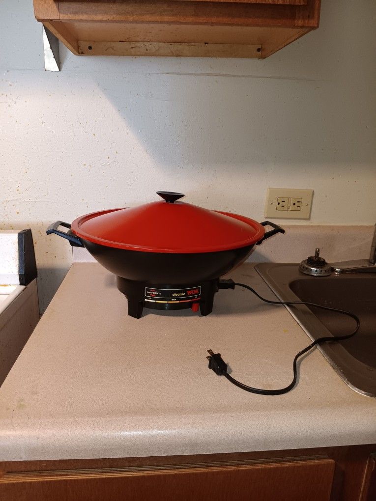 West Bend Electric Wok