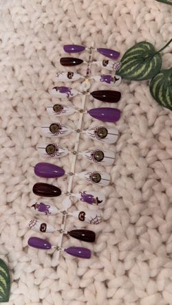 Halloween nails