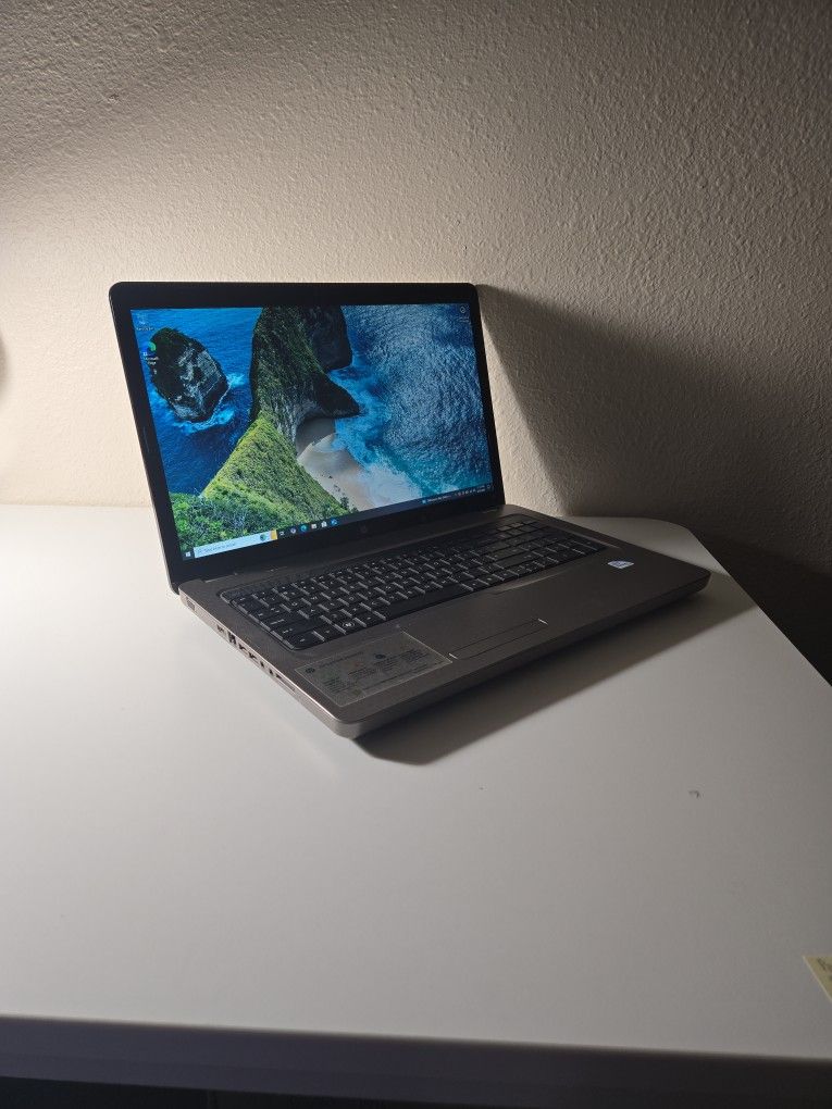 Laptop HP 17" Pentium
