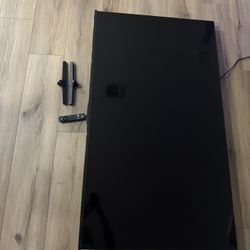 FREE 65” HISENSE SMART TV BRAND NEW (damaged)