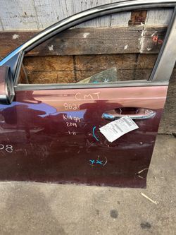 2016 - 2020 Kia Optima Front Door Driver Side LH Burgundy w/o acoustic glass JC008