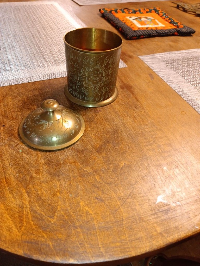 Tobacco Holder