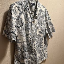 Reyn Spooner Men's Hawaiian  Shirt - Button Front