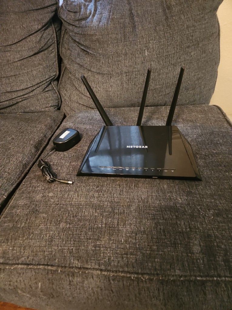 Net gear Nighthawk AC 2600 WiFi Router