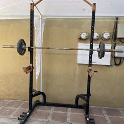 Squat Rack / Olympic Barbell / Olympic Weights 
