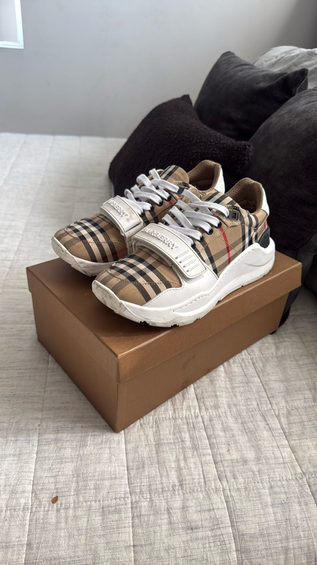 Burberry Shoes