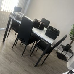 Kitchen Table 