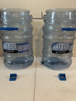 San Jamar Ice Buckets with Mounts Brand New