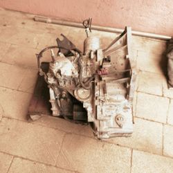 Transmission For Nissan Versa 2011..(NO CVT)