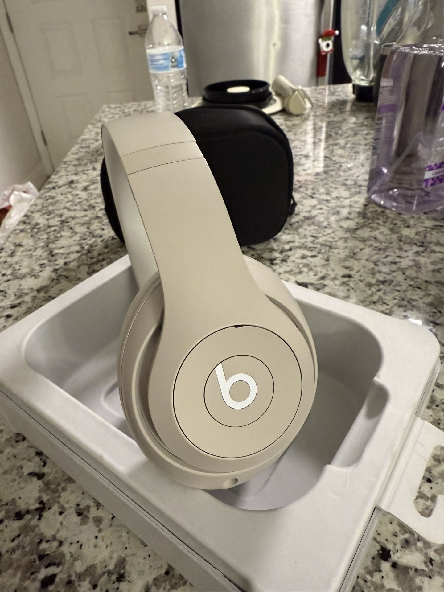 Beats Studio Pro